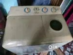 LG semi automatic washing machine
