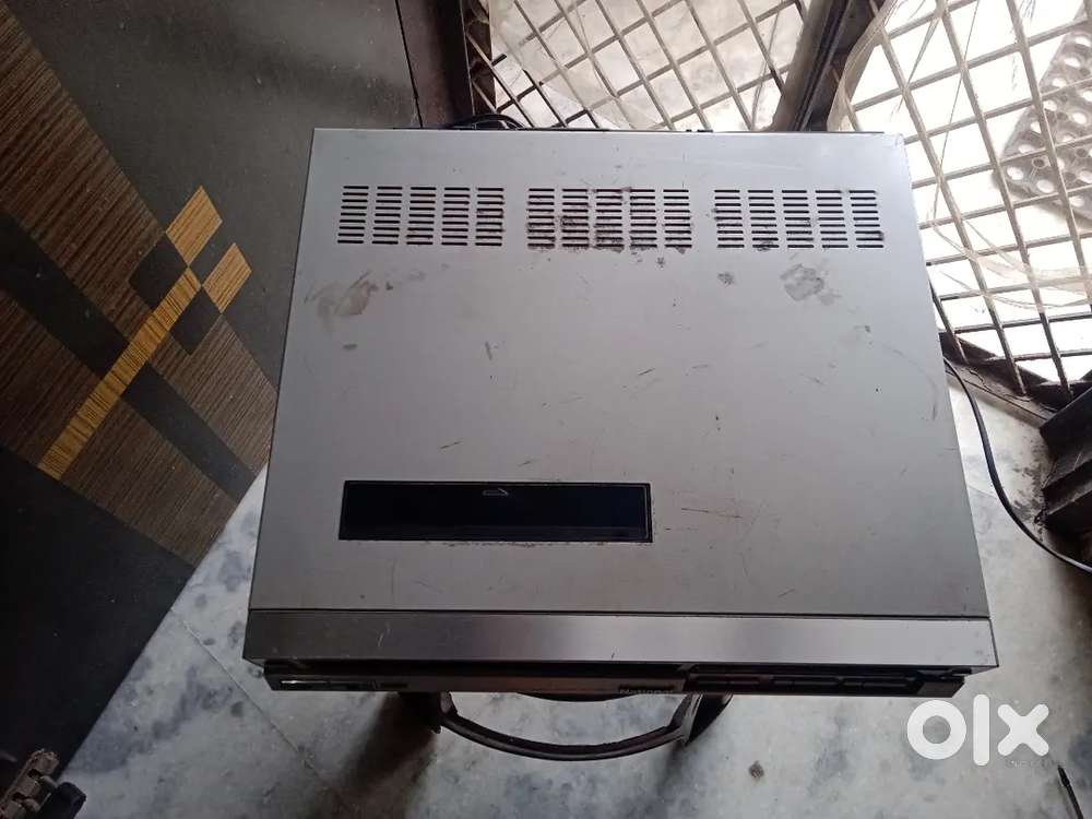 Vcr national g10 on condition need little bit repair good condition