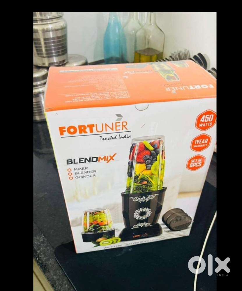 Mini mixer cum chopper with jar