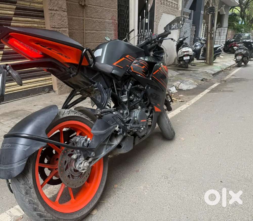 KTM RC 200 2021 MODEL AROUND 10K KM DRIVEN