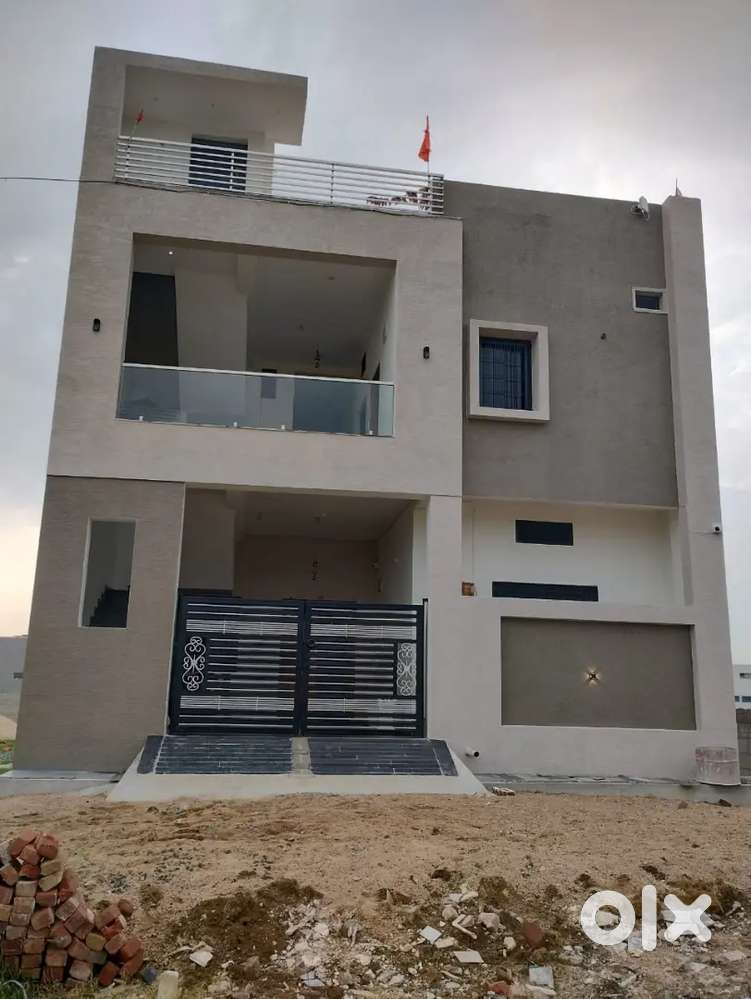 Room rent bharat petrol pump and cent merry school ke pichhe bhatera