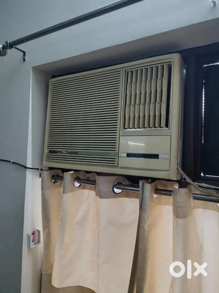 O general made in dubai 2 ton ac with reciprocal compressor