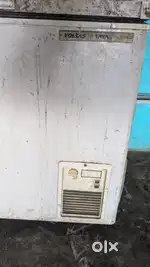 Freezer box suitable for commercial and vegetable markets