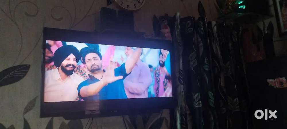 Samsung led 32 non smart but full hd