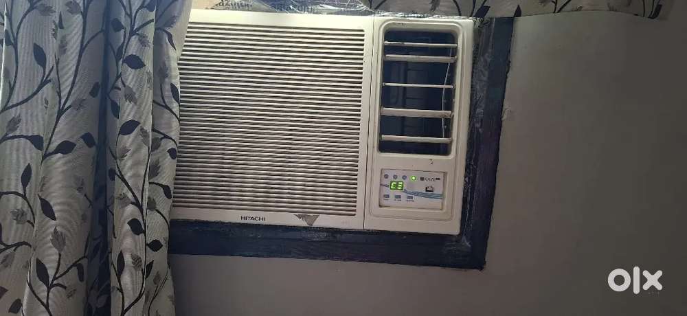 Hitachi 1 ton ac with remote
