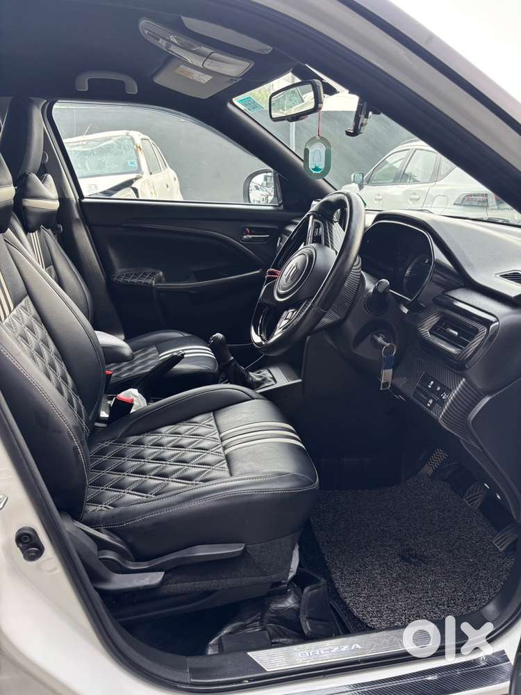 Maruti Suzuki Brezza 2023 Petrol Well Maintained