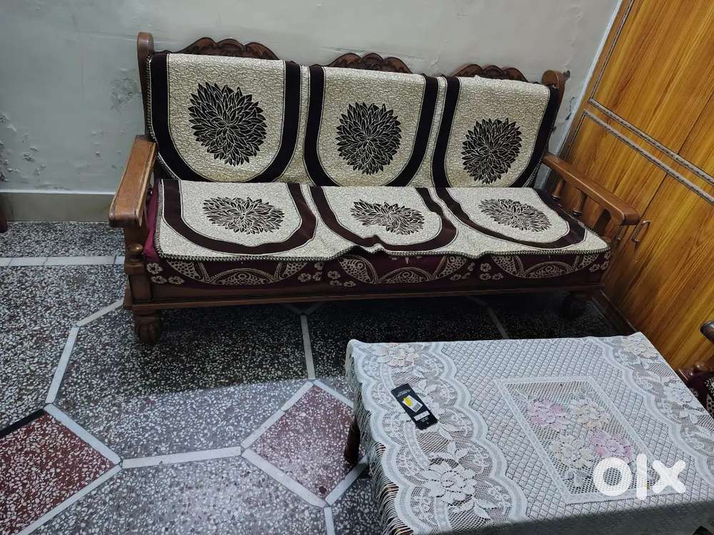 5Seater Sofa set with table -Sangwaan wood