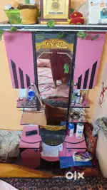 Dressing table