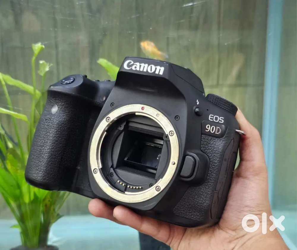 Canon 90D EOS 18-135 Lens