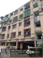 Near vapi railway station, vapi town near sabji market