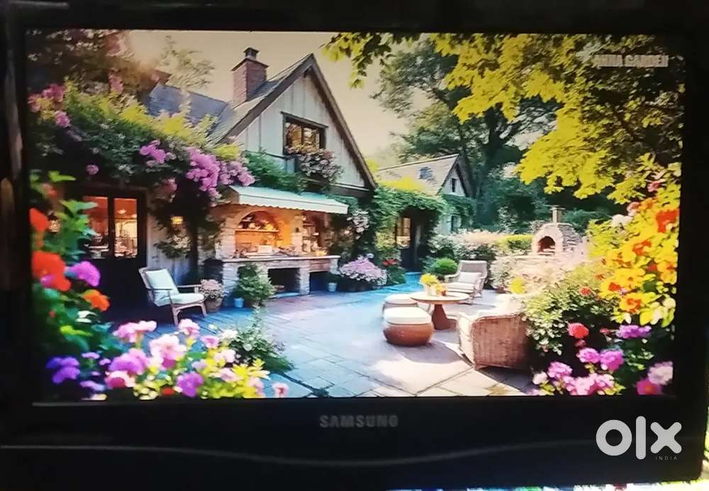 Samsung 19lcd TV excellent condition original set for sale