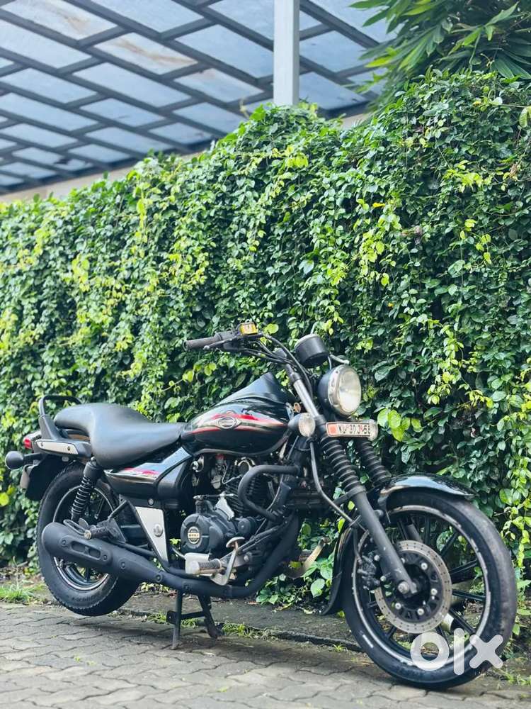 AVENGER 220 STREET
