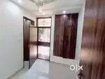 2bhk semi furnished brand new floor with lift janakpuri park facing