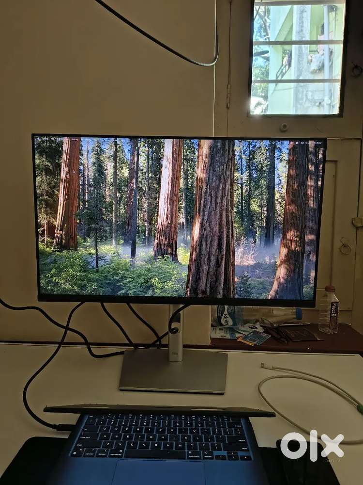 Dell P2722HE – 27 IPS Full HD Monitor (Type-C with 65W PD) - NEW