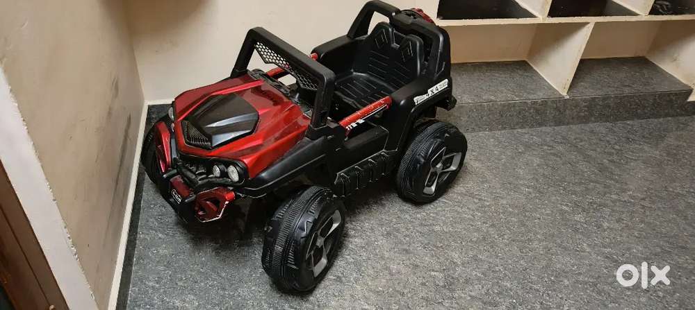 Electrical car battery wali kids