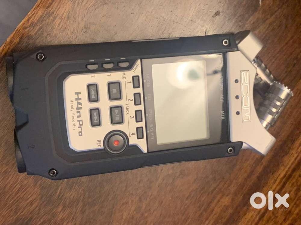 Zoom H4n Pro Digital Multi-Track Recorder