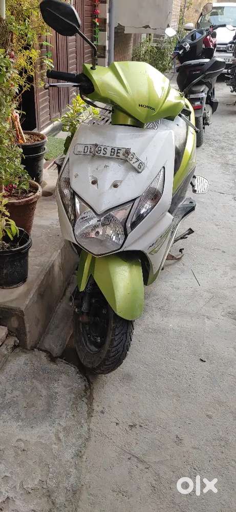 Honda Dio scooty on sale.