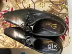 Formal shoes
