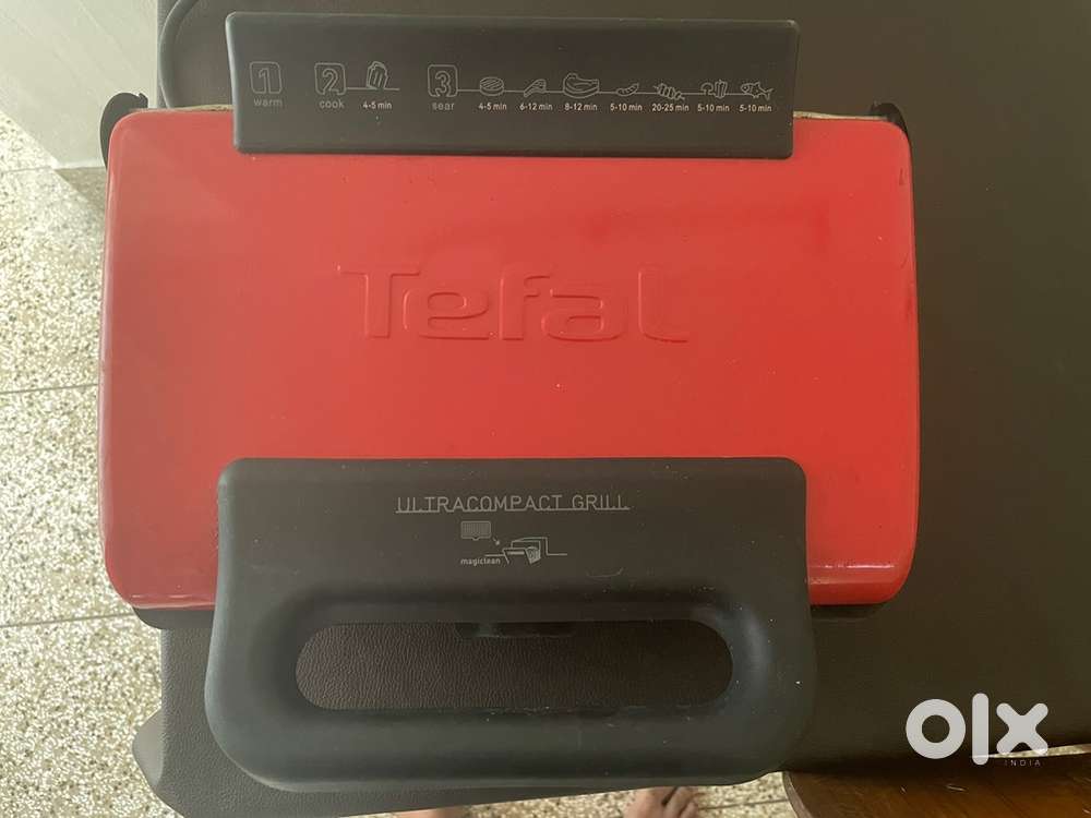 TEFAL ULTRACOMPACT GRILL