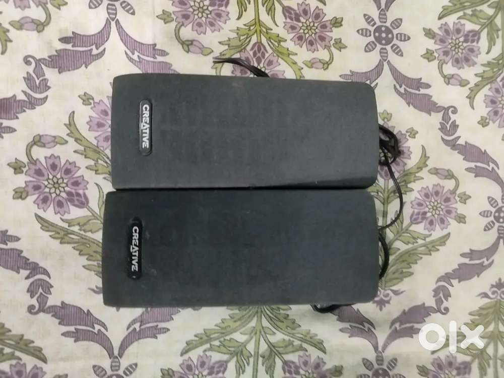 CREATIVE brand Speaker