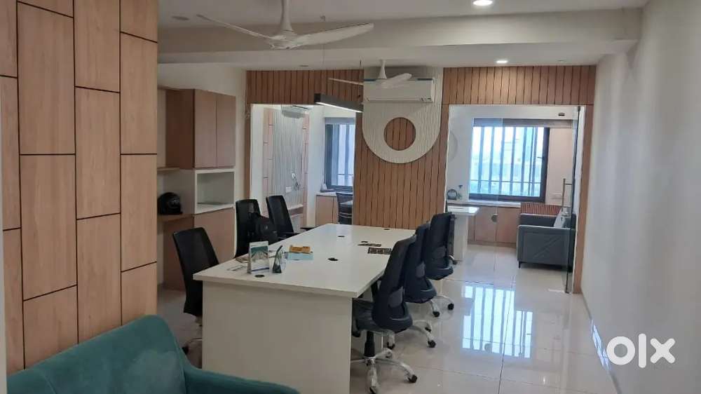 Full furnished office available for rent