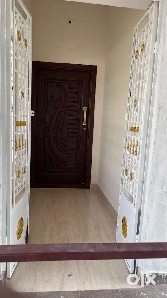 1BHK for Rent in Karumandapam near bus stop (90 m distance)