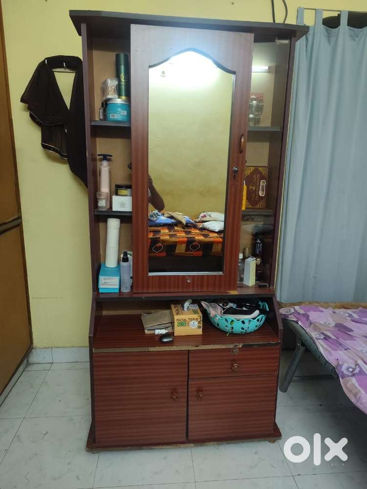 Dressing Table + Washing Machine
