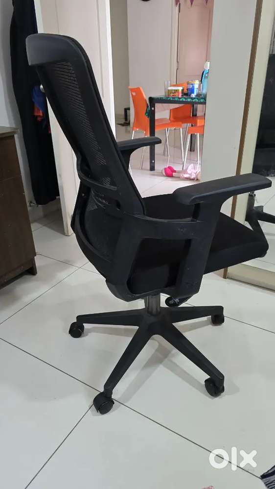 Computer chair