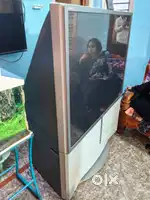 I need to sell my T.v for my personal assistants