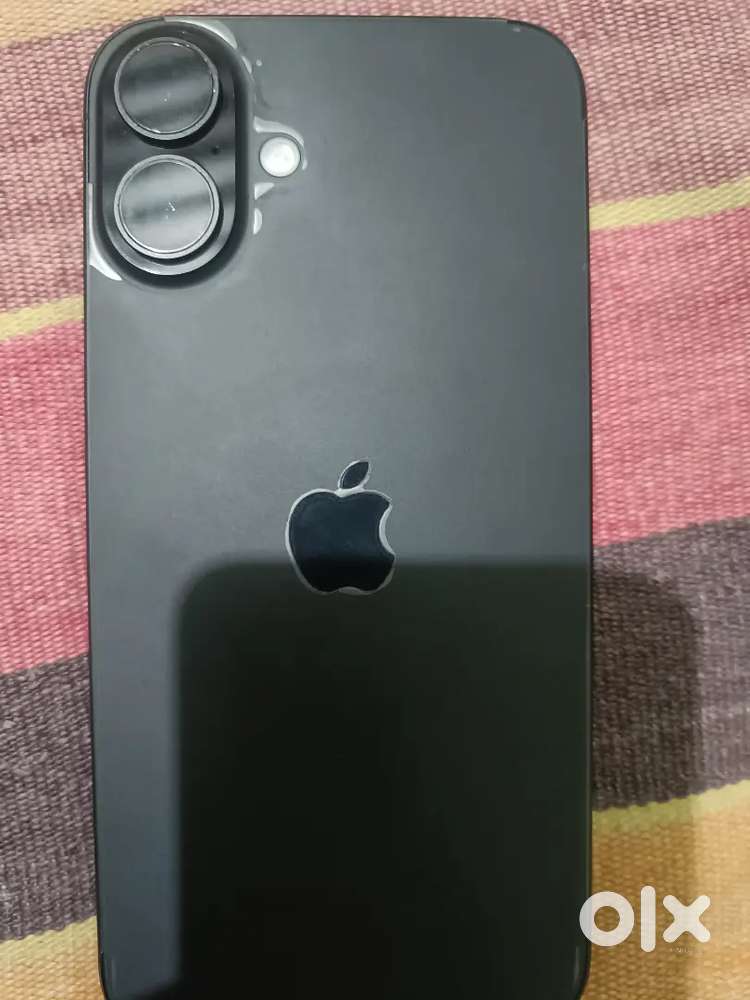 Brand new IPhone16 + 128Gb wants to sell