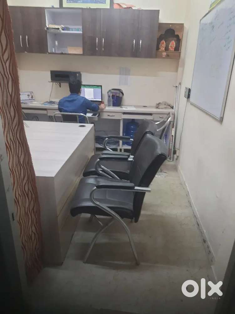 Well maintained office for rent