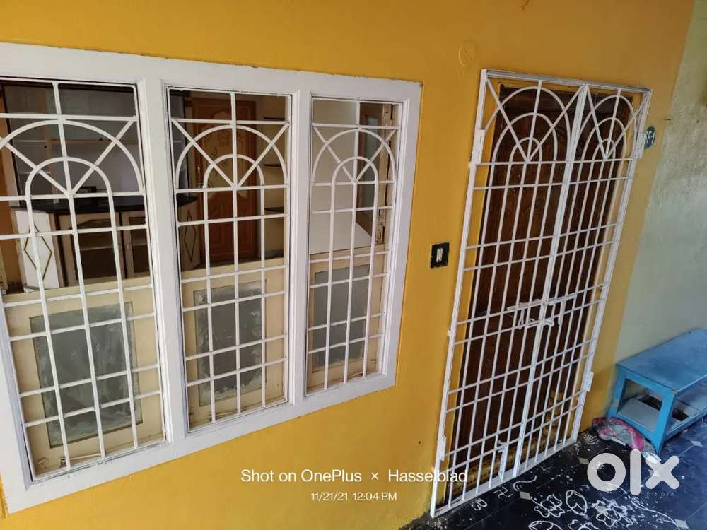 Semi Furnished 2bhk Flat for rent