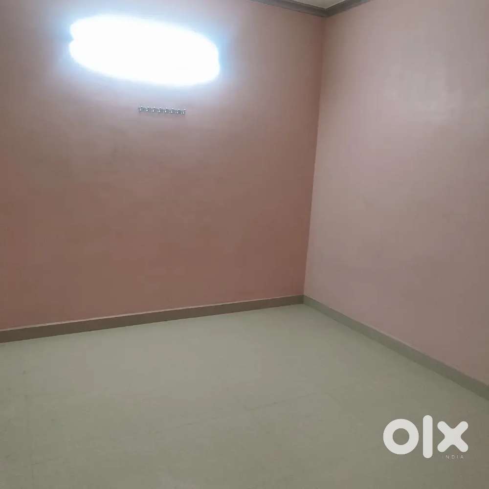 Independent 2bhk flat available for rent