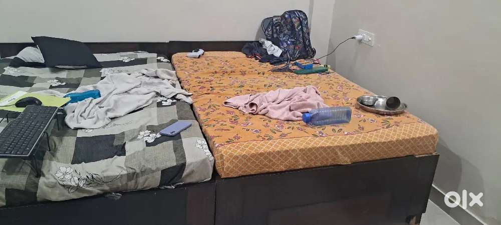 Box single bed good condition