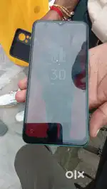Selling phone at 5000
