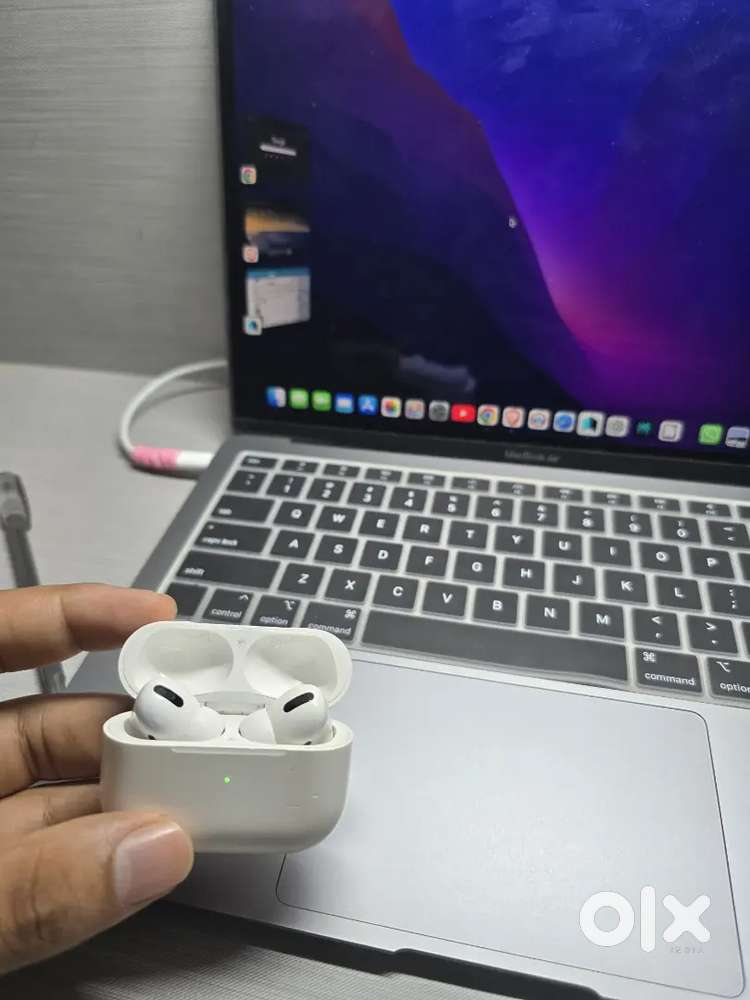 Apple airpods pro
