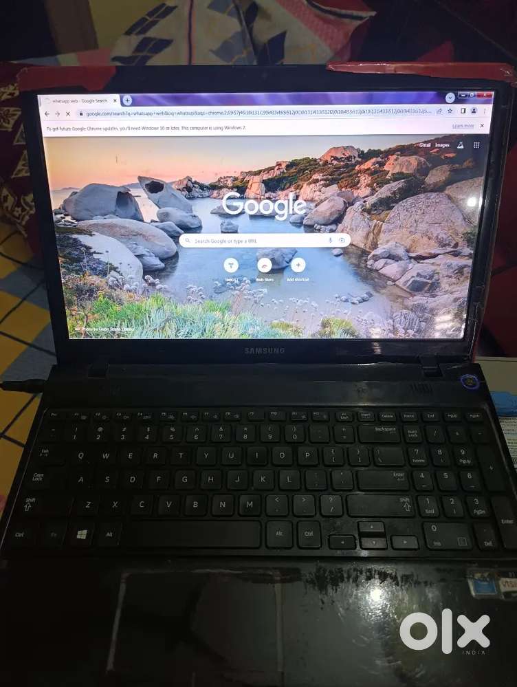 SAMSUNG LAPTOP FULL SIZE IN GOOD CONDITION