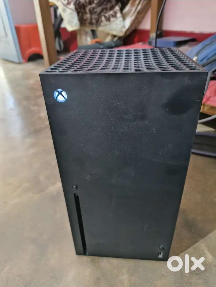 Gaming console (1tb disk edition)