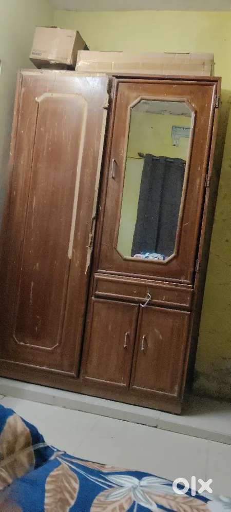 Wordrobe sale