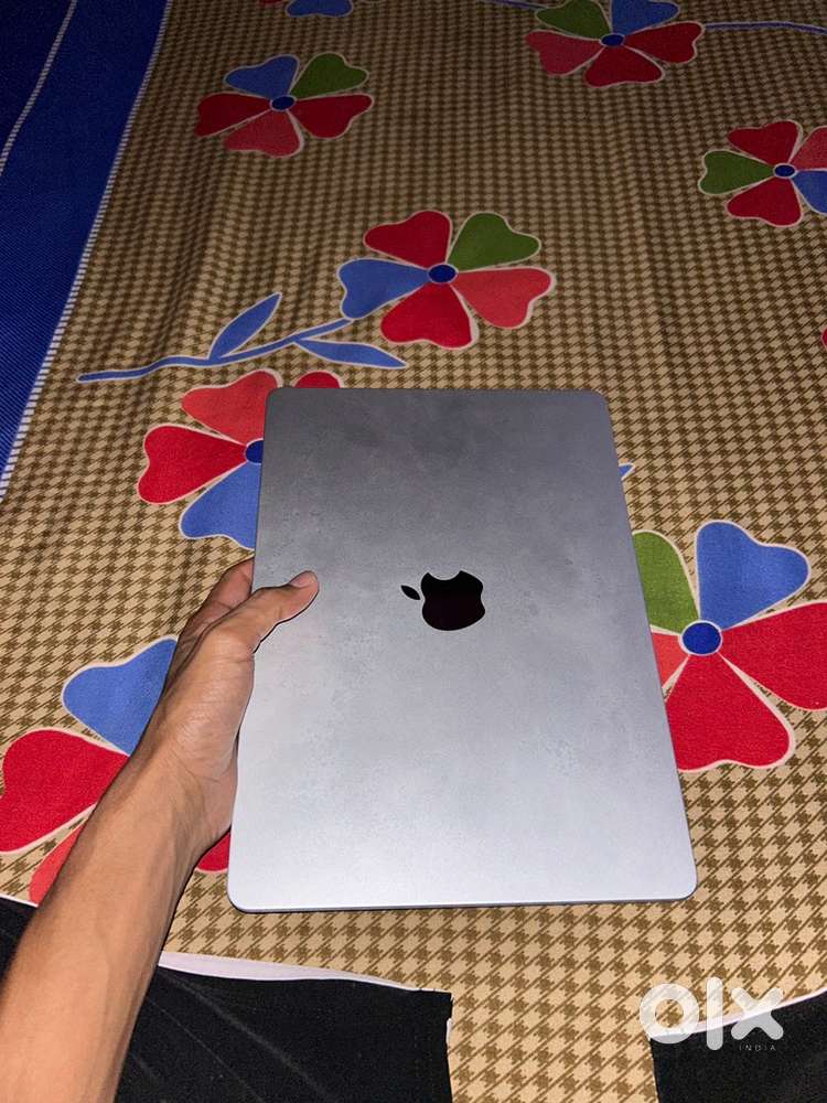 Macbook air m3 16/512