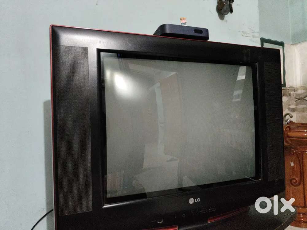 LG ULTRA SLIM Cathode Ray Tube