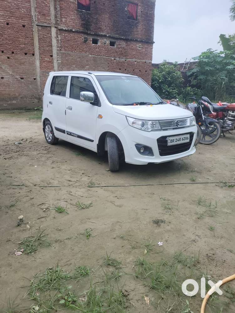 Maruti Suzuki Wagon R Stingray 2015 Petrol Well Maintained