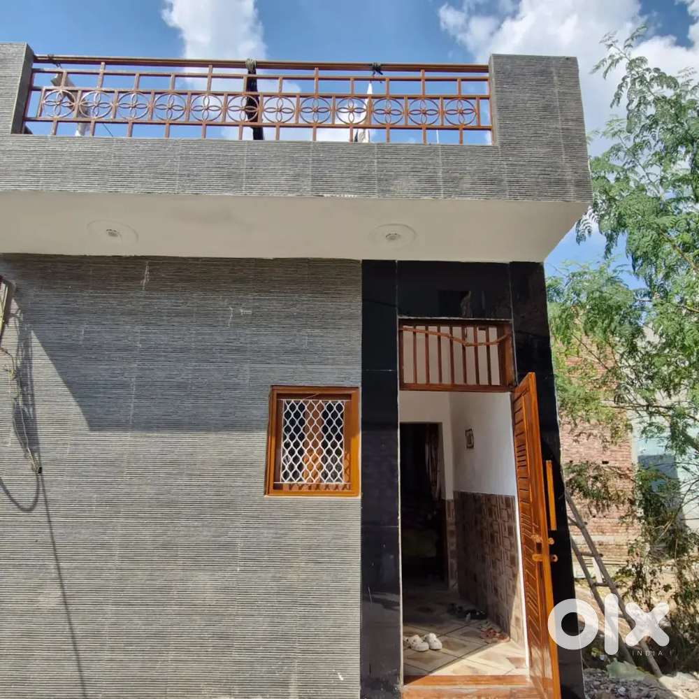 75 gaj house pakki colony mein, shiv Nagar don Bosco najafgarh gali 18