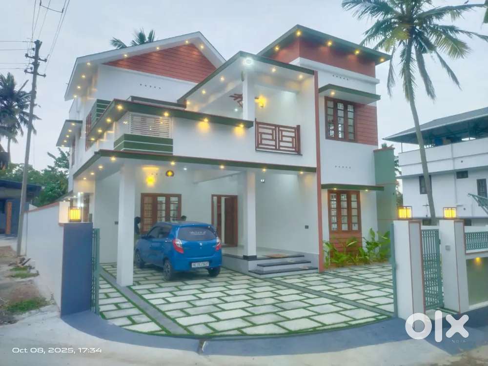 Excellent East facing Redbrick 6 cent 4 BHK Kariyavattam Chenkottukona