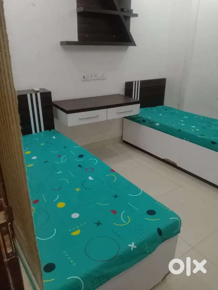 Student  and working professional best pg in laxmi nagar