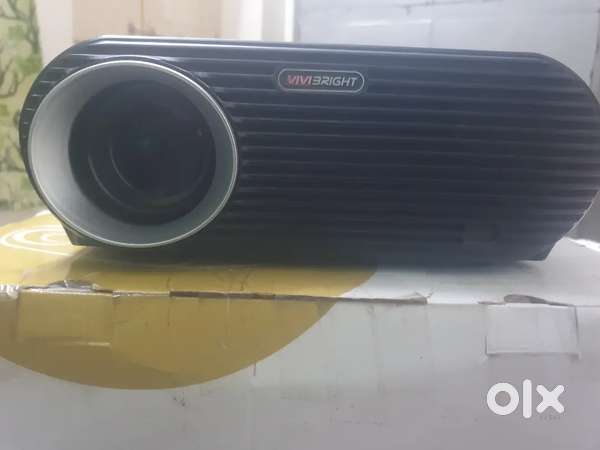 VIVI BRIGHT led projector