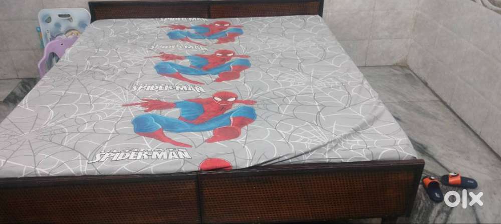Double bed for sale (only Bed without mattress)