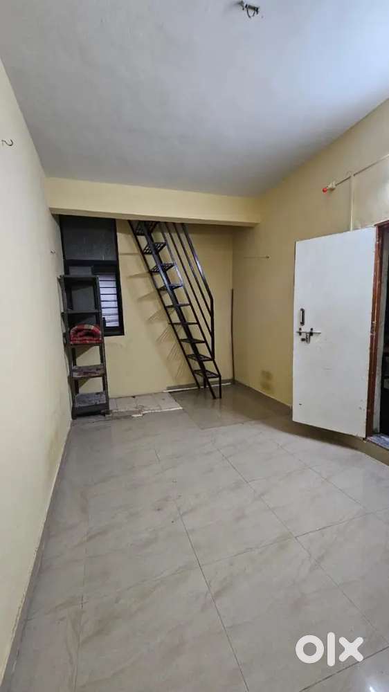 1rk rent in Karvenagar bachelor girls and boys no restrictions
