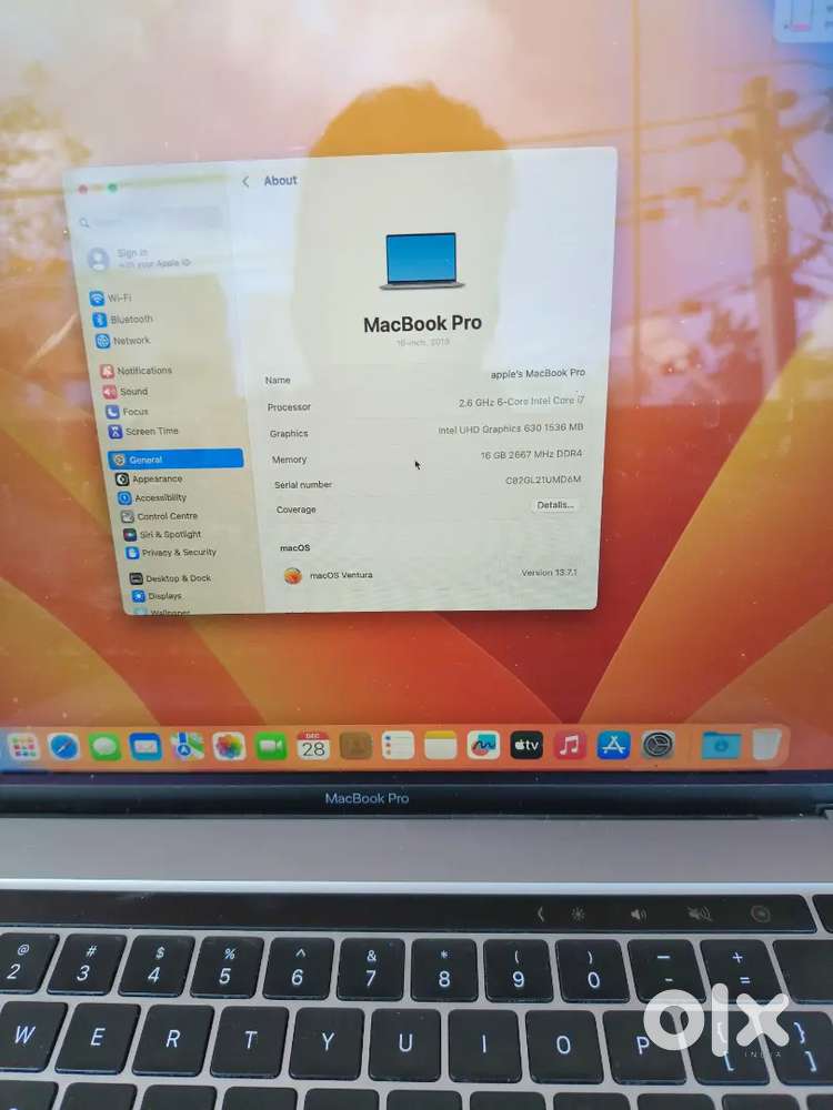 Apple macbook pro 16 A2141 16 inches core i7 16gb ram 512gb ssd