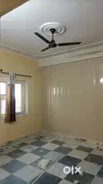 Second floor 3 bhk flat only working bach lare and ofc